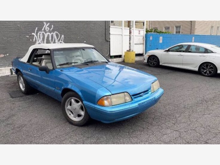 Thumbnail Photo undefined for 1992 Ford Mustang